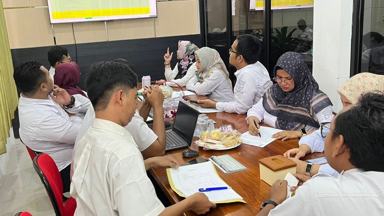 Tingkatkan Akuntabilitas, Kecamatan Pekalipan Gelar Koordinasi Perencanaan Pengadaan Barang/Jasa