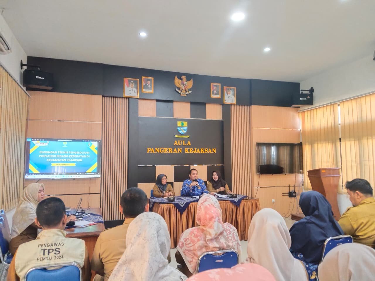 Bimbingan Teknis Pengelolaan Posyandu Bidang Kesehatan di Kecamatan Kejaksan